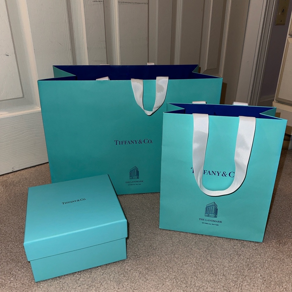 Tiffany & Co. the landmark Blue Gift Bags and Box Set